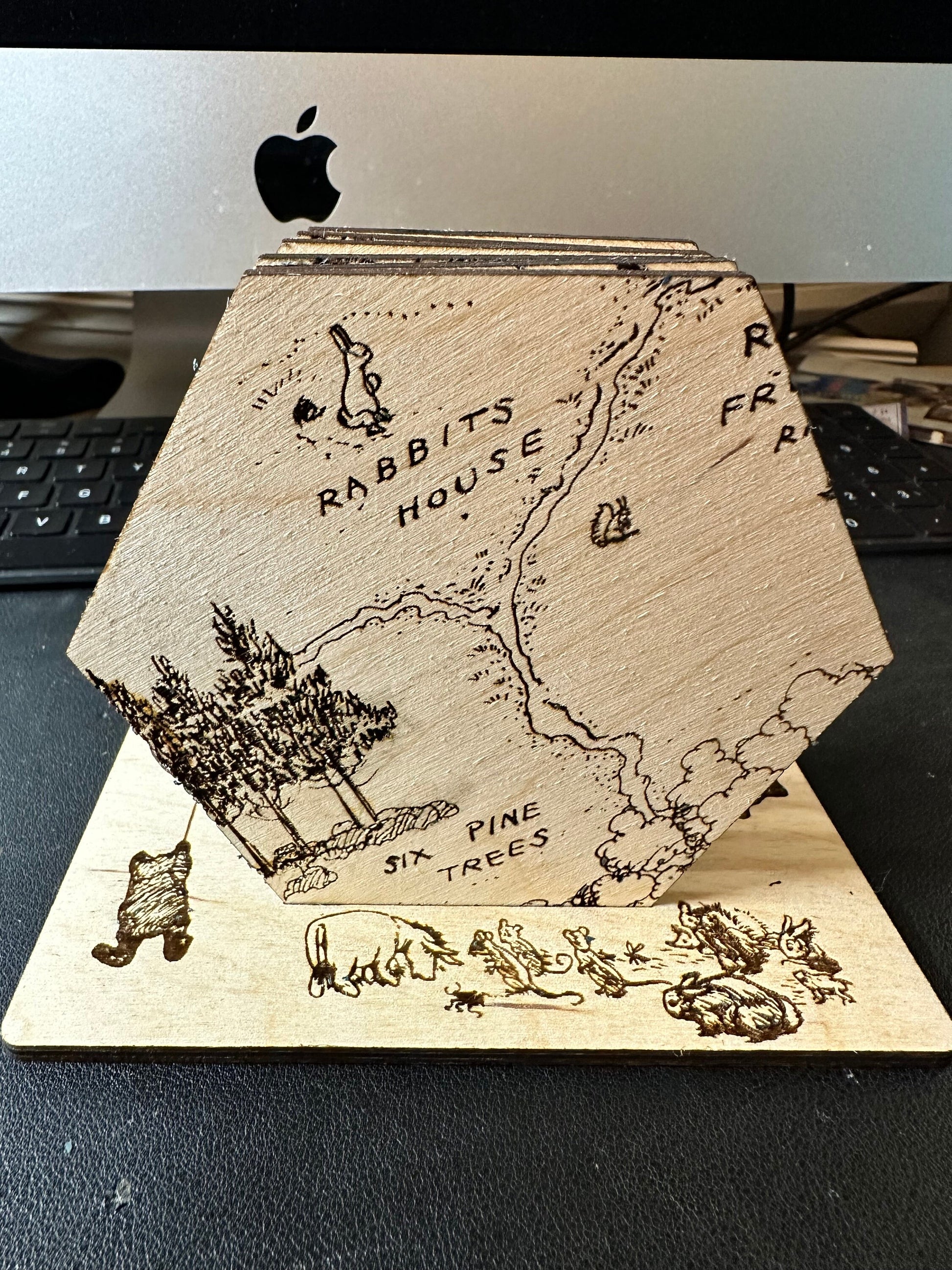 100 Anker Woods Map Original Winnie The Pooh Illustrations Hexagonal Wooden Coaster Set - 6-Piece