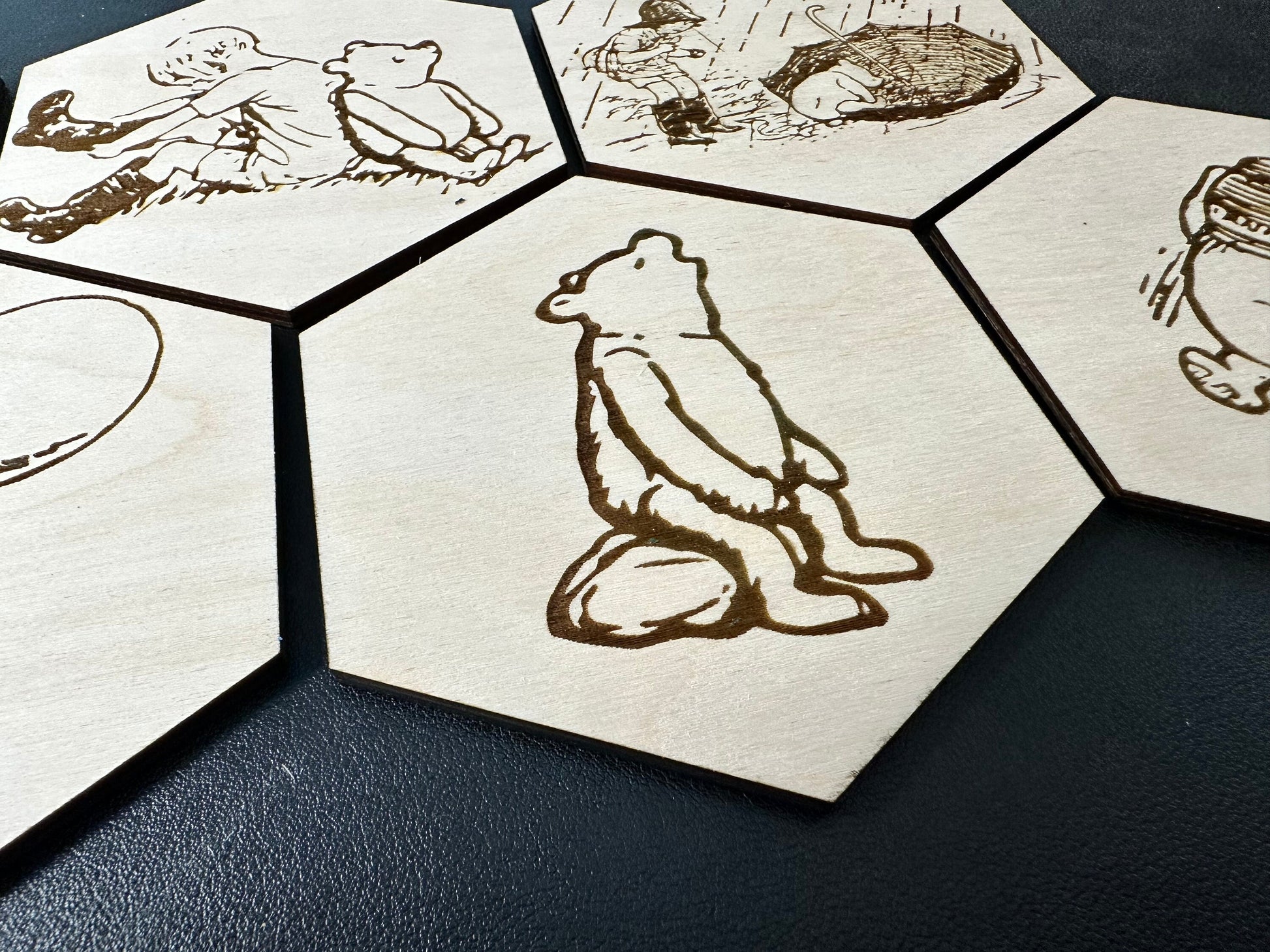 Original Winnie The Pooh Illustrations Hexagonal Wooden Coaster Set - 6-Piece Nostalgic Table Protection with Engraved Character Images